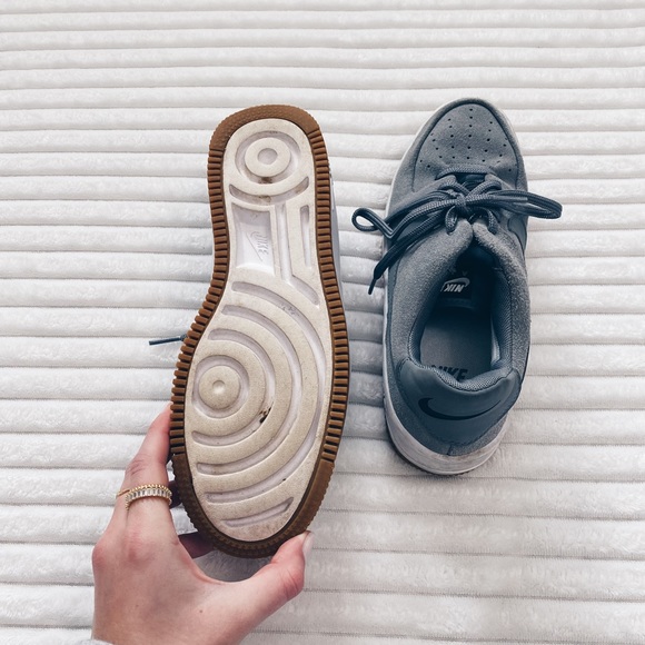 Sage Gray Air Force 1’s Women’s (W AF1 Sage Low) - Picture 3 of 4